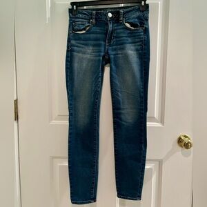 Size 4 American Eagle Super Stretch Skinny Jeans